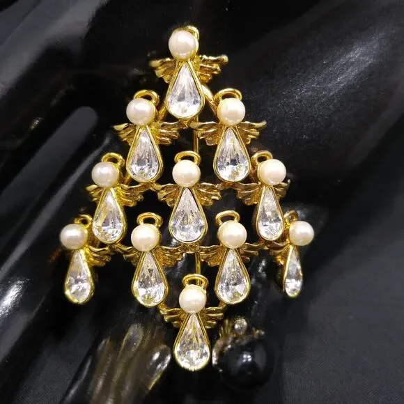 BW Angel Christmas Tree Brooch, Gold Plated, Book Piece, 1970s Vintage Jewelry - Picture 10 of 10